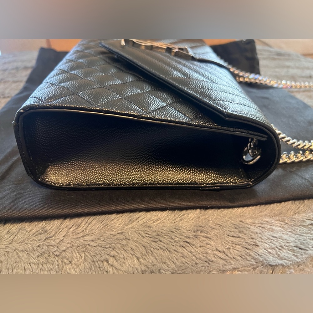 💯Auth BNIB YSL Medium Tri-Quilted Matelasse Bag - Picture 6 of 13